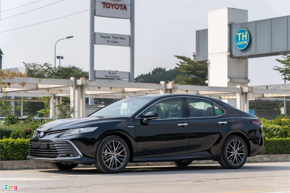 chi tiet Toyota Camry 2.5HV 2022 anh 29