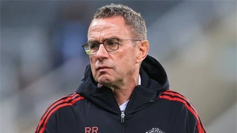 Rangnick hài lòng với trận thắng Burnley, vẫn không tin MU vào được top 3