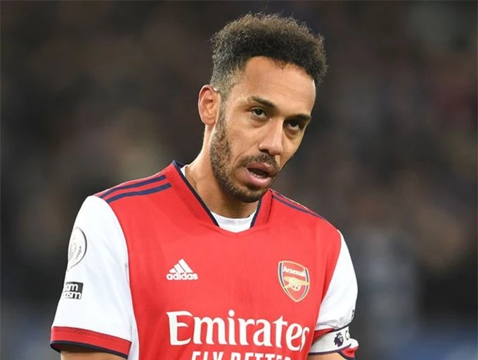 Arsenal cần một tiền đạo mới thay Aubameyang