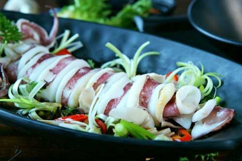 3 cách hấp mực đơn giản nhưng ngon cực phẩm: Tới đầu bếp khách sạn 5 sao cũng phải ngả nón kính phục