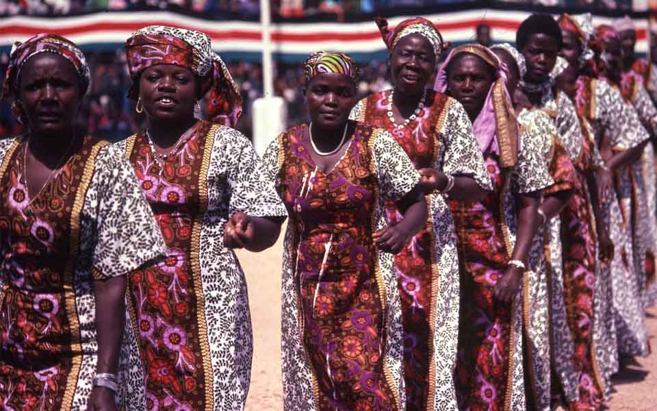 Những bộ lạc kỳ quái nhất châu Phi