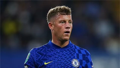 Chelsea có thể bán 3 tiền vệ trong tháng này