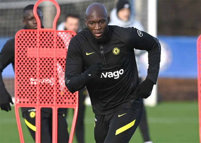 Sau phát biểu hớ, Lukaku phải sớm lấy lại tình yêu của fan Chelsea