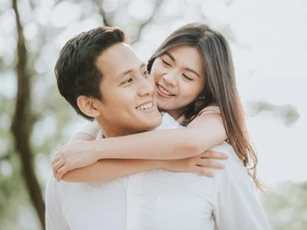 Không cần bàn cãi, chồng có 5 thói quen này khi ngủ chứng tỏ yêu vợ nhất trên đời