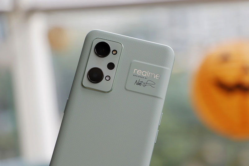 Smartphone chip S888 5G, RAM 12 GB, sạc 65W, giá rẻ bất ngờ