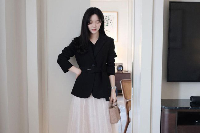 11 cách diện váy và blazer cho mùa lễ hội đảm bảo đẹp xinh hết nấc