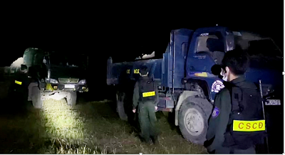 An Giang: Bắt quả tang nhóm đối tượng khai thác khoáng sản trái phép trong đêm