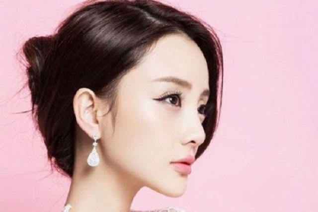 Phụ nữ sở hữu 3 dung mạo "cực phẩm" là tướng Quý Phi cả đời giàu có, 1 nét buồn phá tan cơ nghiệp