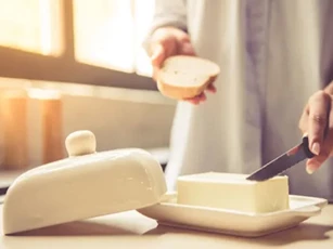 Những thực phẩm phổ biến bạn không bao giờ nên ăn sau tuổi 40