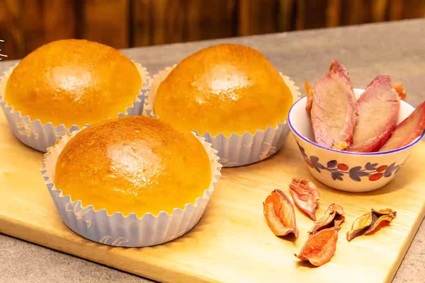 Cách làm bánh mì thịt xá xíu bằng nồi chiên không dầu ‘ngon nhức nách’