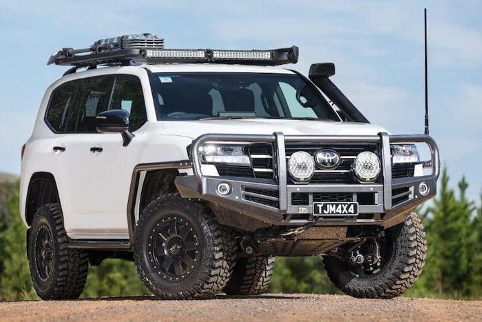 Toyota Land Cruiser với bản độ off-road chuyên dụng