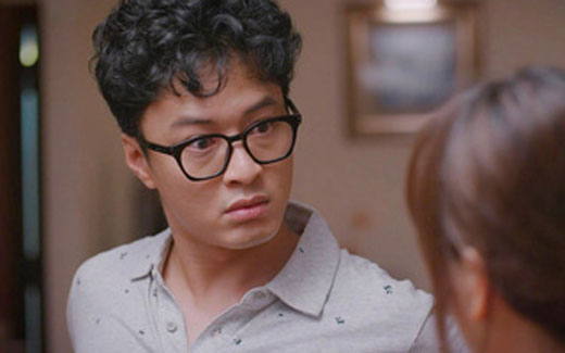 Hồng Đăng bị đạo diễn Thương ngày nắng về 'bóc phốt", bà xã lập tức có động thái bảo vệ chồng