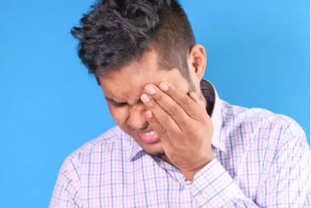 Nguyên nhân nào gây ra chứng nháy giật ở mắt?