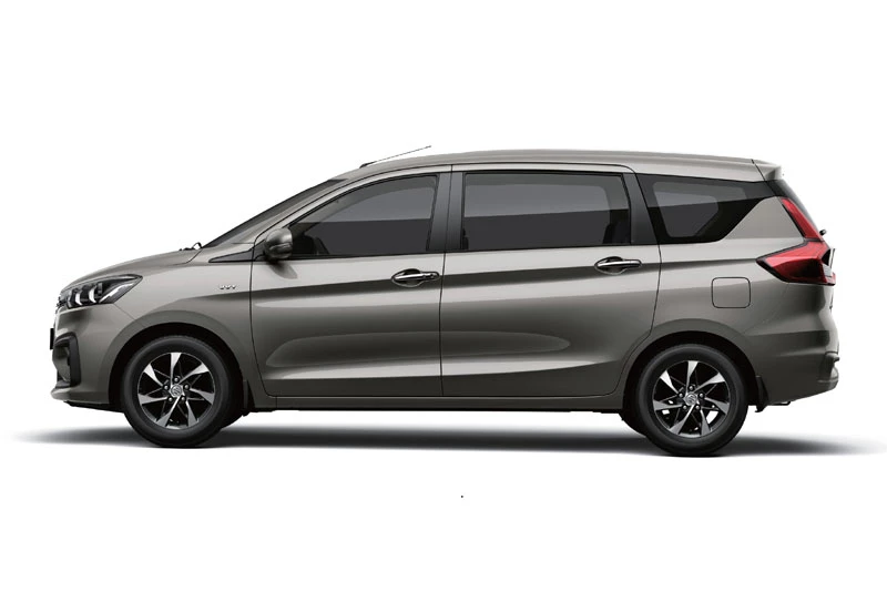 =8. Suzuki Ertiga (doanh số: 113 nghìn chiếc).