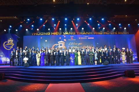 T&#xF4;n vinh 30 doanh nghi&#x1EC7;p nh&#x1EAD;n Gi&#x1EA3;i th&#x1B0;&#x1EDF;ng &#x201C;Th&#x1B0;&#x1A1;ng hi&#x1EC7;u v&#xE0;ng TP H&#x1ED3; Ch&#xED; Minh&#x201D; n&#x103;m 2021