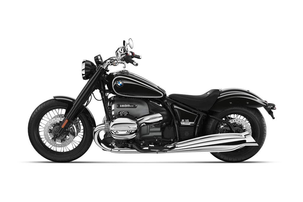 Bảng giá xe máy BMW tháng 1/2022: Đắt nhất 1,069 tỷ đồng