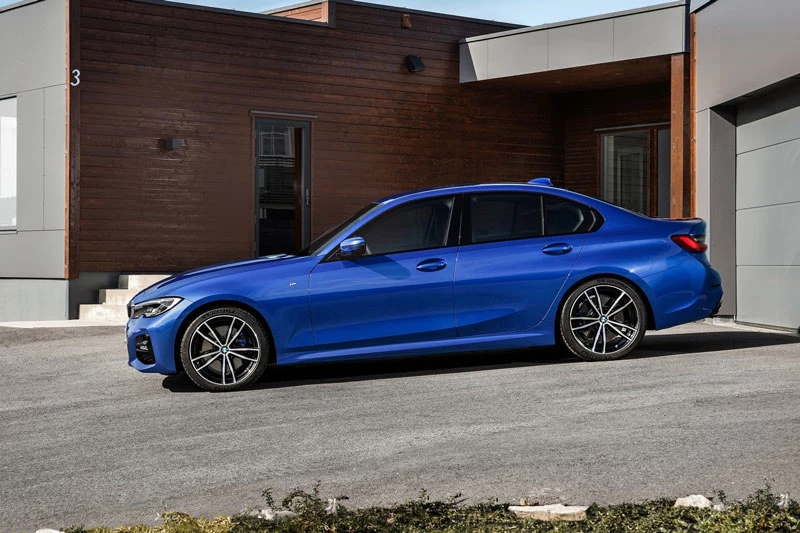 5. BMW 3 Series (doanh số: 406 nghìn chiếc, chiếm 4,8% thị phần).
