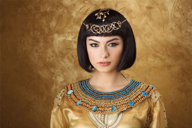Chuyên gia phục dựng hình ảnh Nữ hoàng Ai Cập Cleopatra, dung nhan thật của huyền thoại sắc đẹp khác hoàn toàn hậu thế tưởng tượng - Ảnh 2.