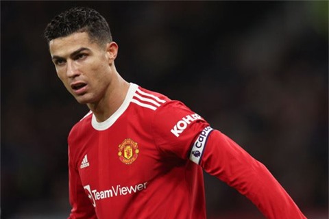 Ronaldo bị chỉ trích dữ dội bởi cựu danh thủ người Anh