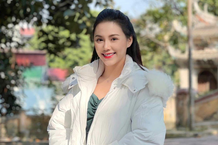 Phong cách thời trang trẻ trung, cá tính, dễ ứng dụng của nữ diễn viên Minh Thu 'Phố Trong Làng'