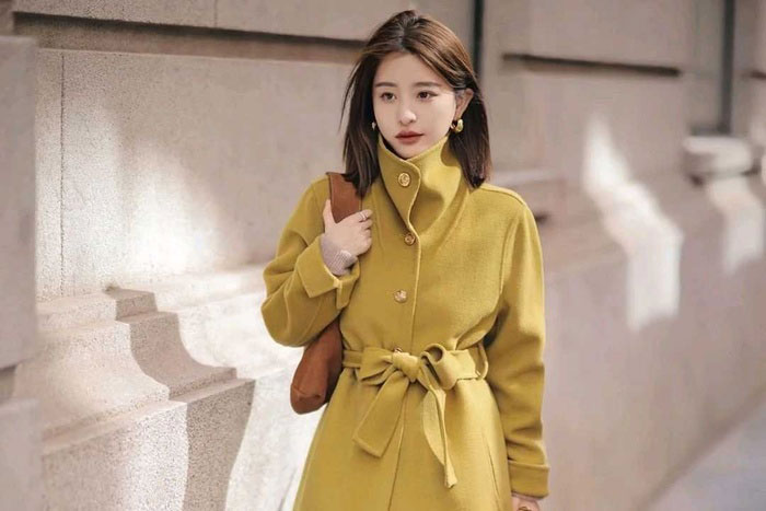 Lo sợ mặc đồ mùa đông 'già như bà thím'? Hãy thử diện loạt bộ đồ trẻ hóa để quay lại 'đỉnh cao nhan sắc'