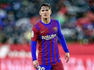 Man City dòm ngó tài năng trẻ của Barca