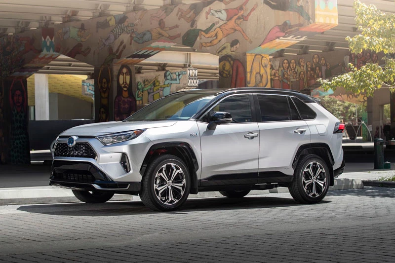 SUV thể thao cỡ nhỏ: Toyota RAV4 Prime.