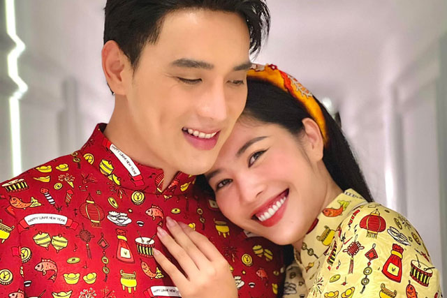 Nam Em tung ảnh tình tứ bên soái ca, cặp đôi mới của showbiz hay gì đây?