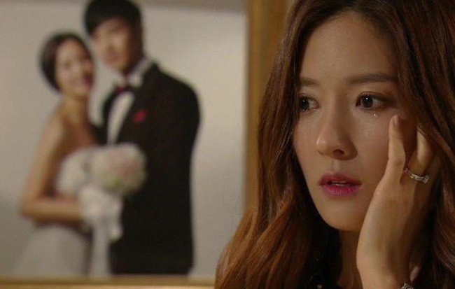 Đàn ông mà làm 4 nghề này thì rất dễ ''ăn vụng'', vợ cứ chủ quan là mất chồng như chơi