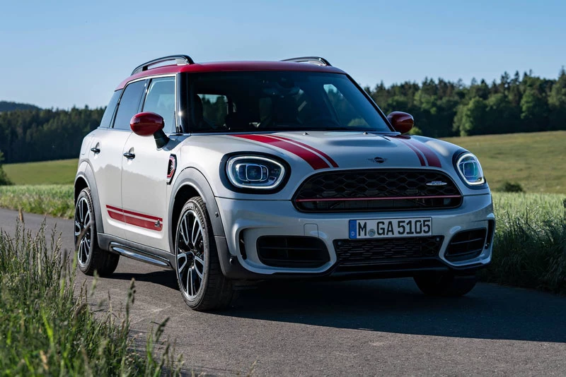 SUV thể thao subcompact hạng sang: MINI Countryman JCW ALL4.