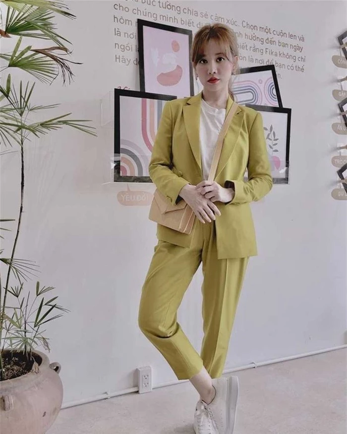 Hà Hồ và loạt mỹ nhân Việt phối đồ như nào với mốt suit?