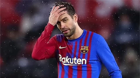 Pique tiết lộ mức lương sốc tại Barca