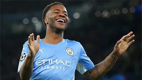 Sterling quay ngược thái độ với Man City