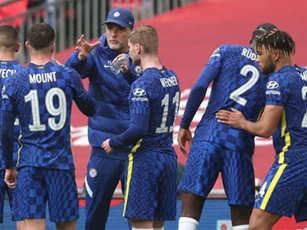 Chelsea đối diện lịch thi đấu điên rồ