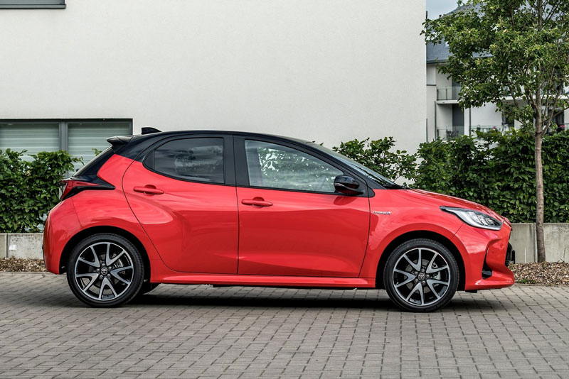 Top 10 xe compact bán chạy nhất thế giới: Toyota Yaris đầu bảng