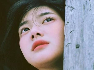 Ngày về thăm bố chồng bị ngã, mẹ chồng tuyên bố chia tài sản luôn, số tiền bà cho khiến chúng tôi thảng thốt