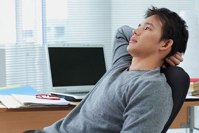 Vợ luôn miệng kêu hết tiền, tôi giận nên muốn ly hôn thì ngã ngửa khi cô ấy đưa ra 30 lượng vàng