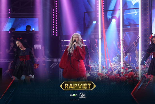 Rap Việt tập 13: Kellie trở thành nữ thí sinh đầu tiên có mặt tại vòng Chung Kết