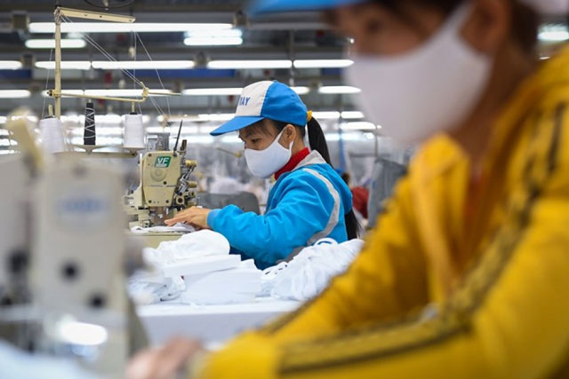 Phục hồi thị trường lao động, cần giải pháp cấp bách và lâu dài