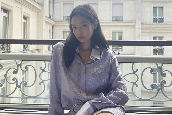 Jennie, Rose (BLACKPINK) nhận triệu like khi diện chuỗi hạt đeo eo duyên dáng, đáng yêu hết nấc