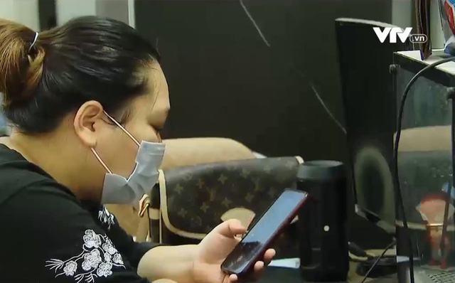 Nhiều F0 ở Hà Nội tự loay hoay điều trị tại nhà