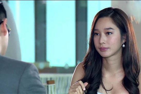 Lúc đưa tờ đơn ly hôn, chồng đặt một chùm chìa khóa vào tay làm tôi không hiểu ý đồ của anh ấy