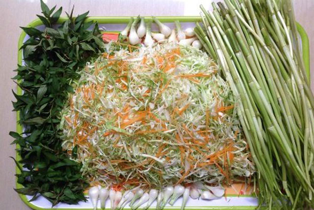 Cách muối dưa bắp cải ngon giòn chuẩn vị, ăn bao nhiêu vẫn cứ thòm thèm