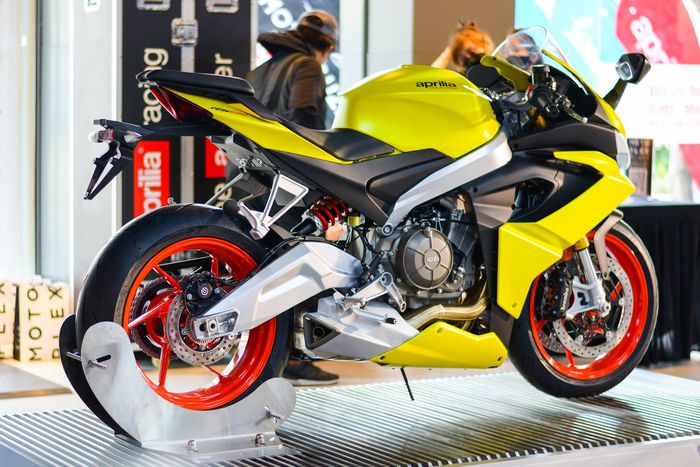 Chi tiết môtô Aprilia RS 660, sportbike tầm trung giá 485 triệu đồng