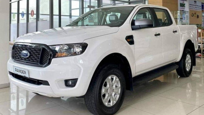 Ford Ranger bất ngờ tăng giá tại đại lý