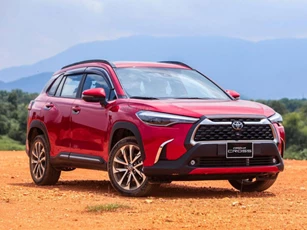 Top 10 ôtô bán chạy nhất tại Việt Nam tháng 12/2021: Toyota Corolla Cross thống trị