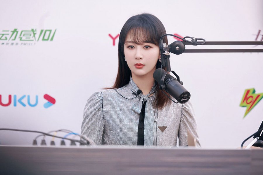 Dương Tử diện hàng hiệu như hàng chợ, kém xa Kiều Hân cả về đẳng cấp và khí chất