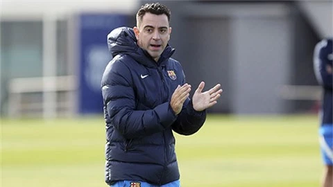 HLV Xavi đón trụ cột trở lại, mong Barca cất cánh nếu đánh bại Real