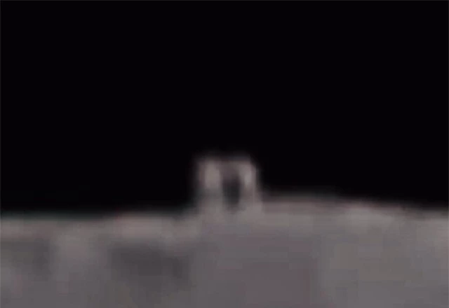 Tàu Mặt Trăng của Trung Quốc vừa phát hiện ra một &quot;Túp lều bí ẩn&quot; ở phía xa của Mặt trăng - Ảnh 2.