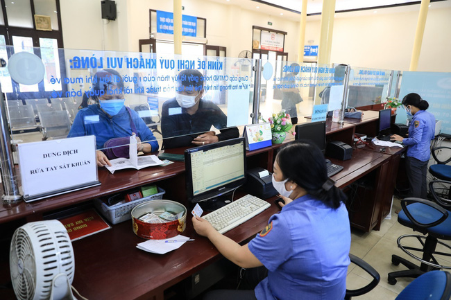 Lượng vé tàu Tết bán ra thấp kỷ lục